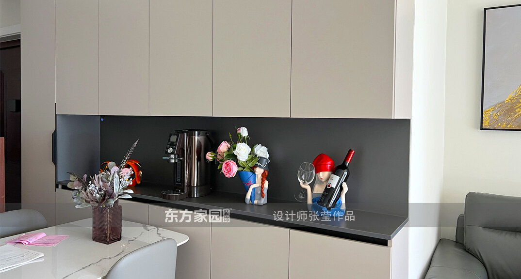 北澗圣水苑95㎡三室一廳餐廳餐邊柜輕奢風(fēng)格裝修實景圖.jpg